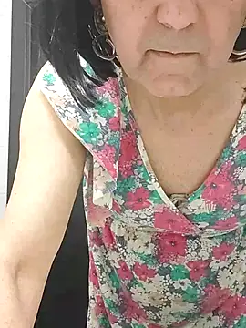 Emily de Carla online show from 3, 2, 2026