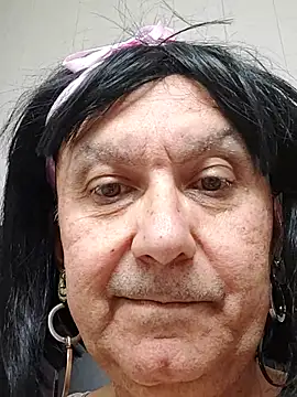 Snapshot of Emily_de_Carla chatting on 22, 6, 2026 Emily de Carla online show from 22, 6, 2026