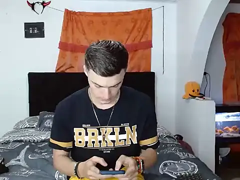 Ken bigcock77 online show from 1, 10, 2025