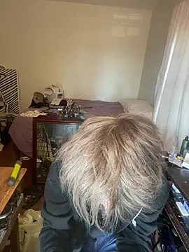 XanderOzzz online show from 3, 6, 2026
