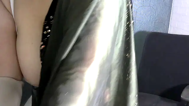 Snapshot of sexy_indianboobs chatting on 15, 12, 2024 sexy indianboobs online show from 15, 12, 2024