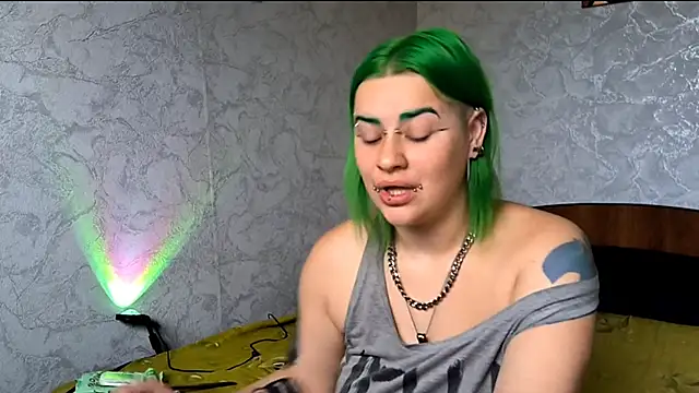 Snapshot of NeonNectar_ chatting on 15, 10, 2025 NeonNectar online show from 15, 10, 2025