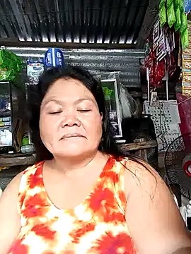 Snapshot of Mari_fvcks chatting on 2, 12, 2025 Mari fvcks online show from 2, 12, 2025