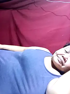 Snapshot of Mari_fvcks chatting on 19, 12, 2025 Mari fvcks online show from 19, 12, 2025