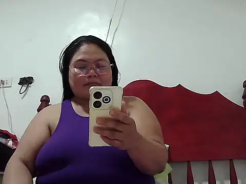 Snapshot of Mari_fvcks chatting on 6, 4, 2026 Mari fvcks online show from 6, 4, 2026