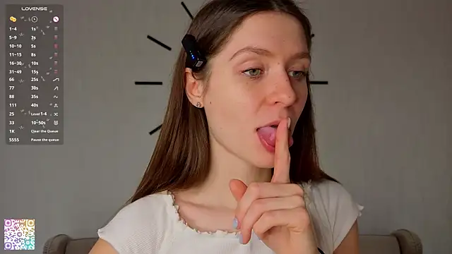 Snapshot of MinaMancilla chatting on 25, 9, 2025 MinaMancilla online show from 25, 9, 2025