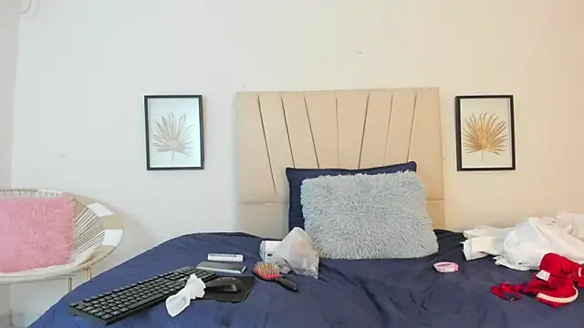  Miaa khalifa  online show from 23, 3, 2026