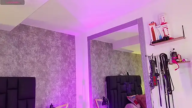 crystaldarliing online show from 26, 3, 2026