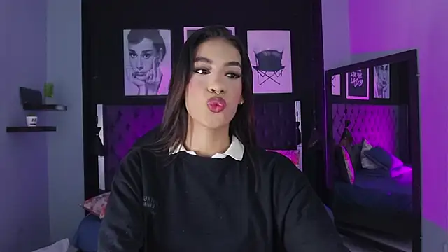 kitty collins  online show from 11, 2, 2026