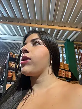 Isaa-Sweet online show from 27, 11, 2025