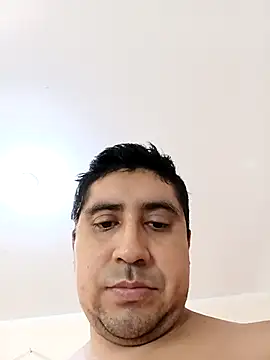 Snapshot of AntonioFit chatting on 6, 4, 2026 AntonioFit online show from 6, 4, 2026