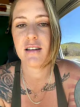 Snapshot of OdetteDelane chatting on 21, 10, 2025 OdetteDelane online show from 21, 10, 2025