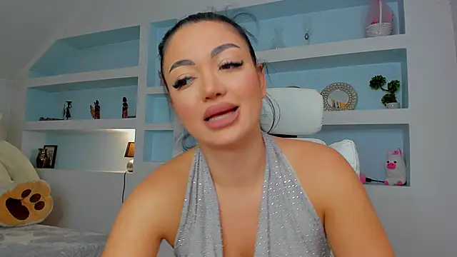 Snapshot of juicyjulie_ chatting on 2, 10, 2025 juicyjulie online show from 2, 10, 2025