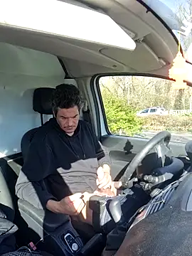 twitshe online show from 13, 3, 2026