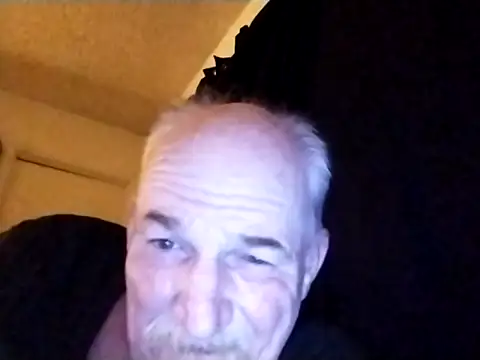 Snapshot of Rootpass222 chatting on 1, 7, 2026 Rootpass222 online show from 1, 7, 2026