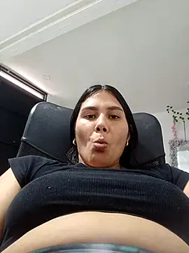 Snapshot of burbuja02 chatting on 2, 4, 2026 burbuja02 online show from 2, 4, 2026