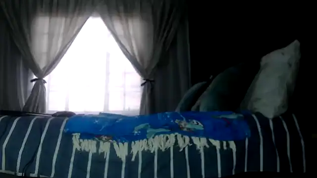 Snapshot of SEXYHUGEASS21 chatting on 10, 9, 2025 SEXYHUGEASS21 online show from 10, 9, 2025