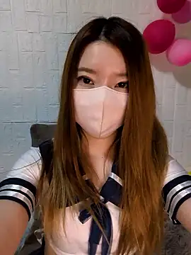 Snapshot of yuuhichan chatting on 2, 6, 2026 yuuhichan online show from 2, 6, 2026