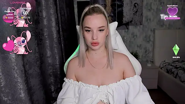 KiraKrox online show from 13, 9, 2025