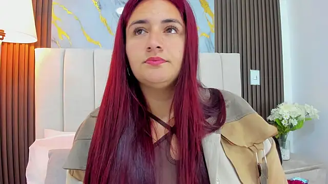 Snapshot of Victoria_Guzman chatting on 18, 5, 2026 Victoria Guzman online show from 18, 5, 2026