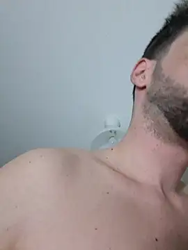 young swisscouple online show from 17, 1, 2026