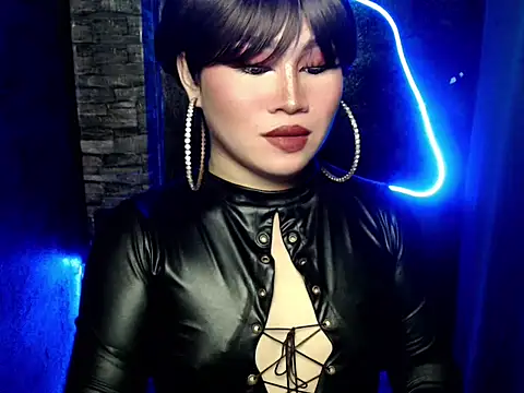 pretty lassy online show from 18, 10, 2025