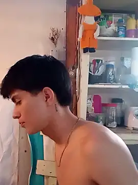 LUISSLEONN0958 online show from 26, 9, 2025