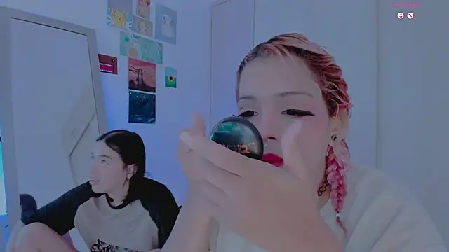 amywilld online show from 2, 8, 2026