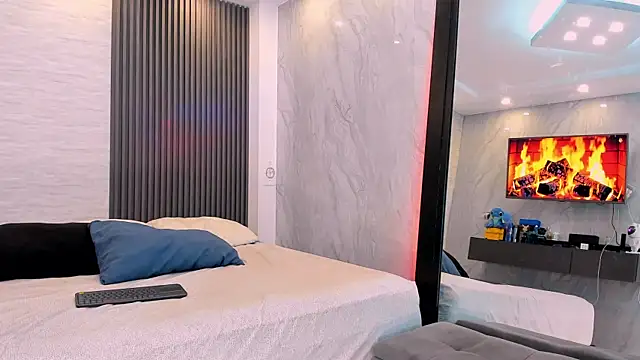 Snapshot of Kalyan_Casstelo chatting on 16, 9, 2025 Kalyan Casstelo online show from 16, 9, 2025