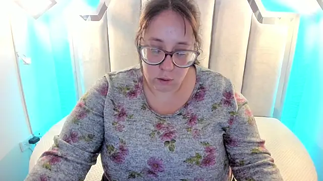  Emily rosee  online show from 17, 9, 2025