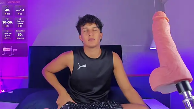 Leo Savage  online show from 1, 10, 2025