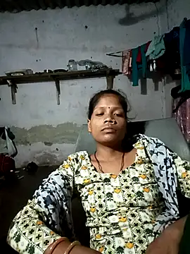 Snapshot of SEXY-MAHI4 chatting on 23, 10, 2025 SEXY-MAHI4 online show from 23, 10, 2025