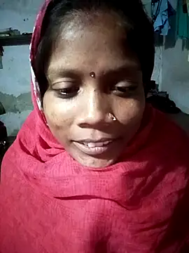 Snapshot of SEXY-MAHI4 chatting on 10, 11, 2025 SEXY-MAHI4 online show from 10, 11, 2025