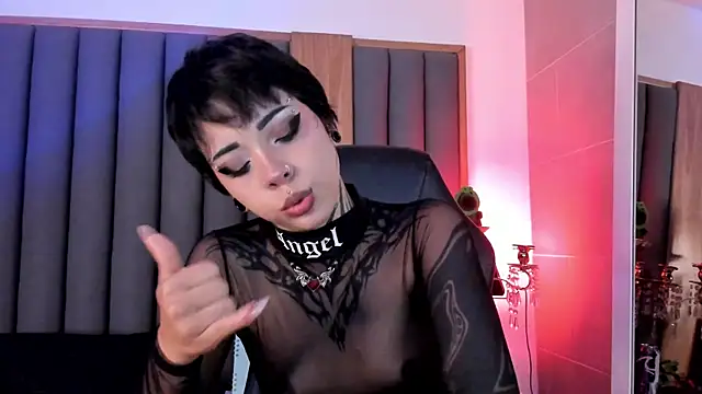 misstomie  online show from 6, 3, 2026