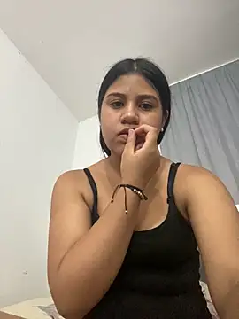 Snapshot of AntonellaCute_ab chatting on 11, 11, 2025 AntonellaCute ab online show from 11, 11, 2025