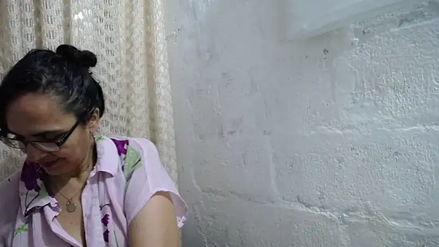 gabbyparker  online show from 11, 10, 2025