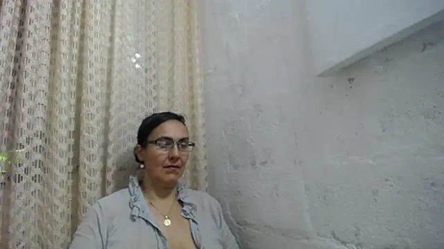 gabbyparker  online show from 18, 12, 2025