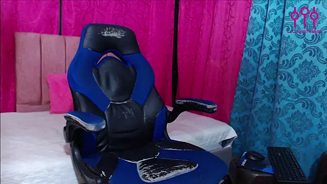 ximena butterfly2 online show from 7, 4, 2026