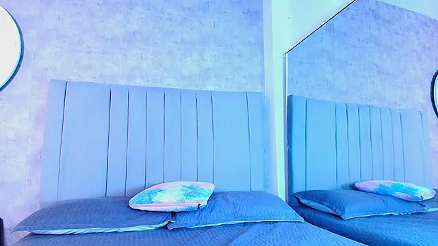 Snapshot of karla-ruiz chatting on 16, 10, 2025 karla-ruiz online show from 16, 10, 2025