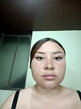 Snapshot of sweet_alana23 chatting on 17, 12, 2025 sweet alana23 online show from 17, 12, 2025