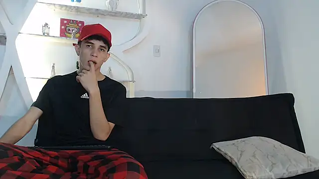 THREE GUYS HOT online show from 4, 10, 2025