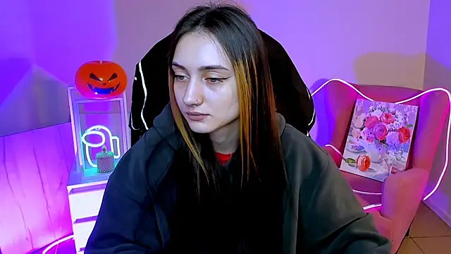 olivianorton online show from 24, 10, 2025