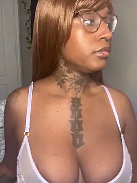 MistiSavannah online show from 5, 11, 2025