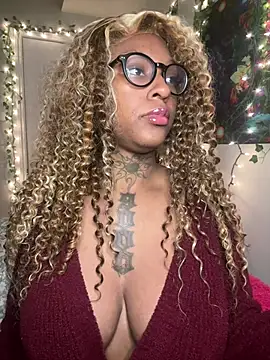 Snapshot of MistiSavannah chatting on 19, 4, 2026 MistiSavannah online show from 19, 4, 2026