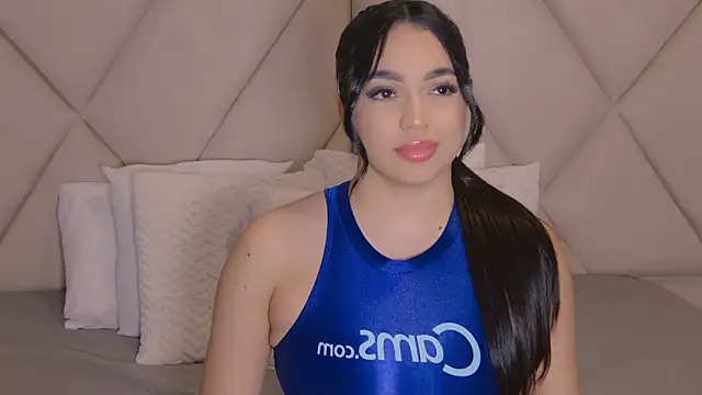 CharlotteeBrownn online show from 19, 3, 2026