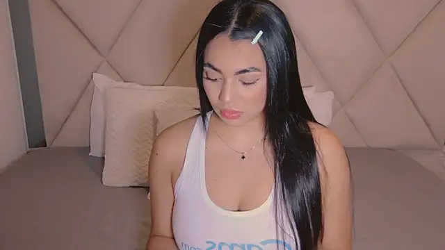 CharlotteeBrownn online show from 7, 7, 2026