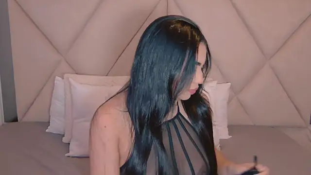 CharlotteeBrownn online show from 15, 7, 2026