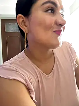 Snapshot of Rouse69_ chatting on 4, 10, 2025 Rouse69 online show from 4, 10, 2025