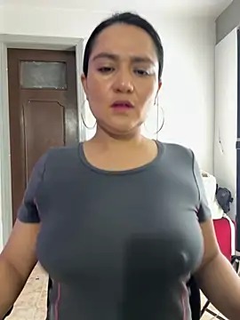 Snapshot of Rouse69_ chatting on 6, 11, 2025 Rouse69 online show from 6, 11, 2025