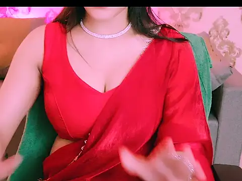 Snapshot of My_Rose chatting on 9, 10, 2025 My Rose online show from 9, 10, 2025